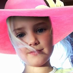 Meet your Posher, Katherine